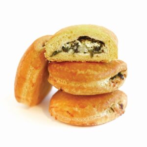 Σπανακοτυροπιτάκι, Συσκευασία: 10kg 40g, ΣΥΣΤΑΤΙΚΑ: Σπανάκι, πράσο, τυρί φέτα, μυζήθρα, σιμιγδάλι, μπεσαμέλ, κρεμμύδι, πιπέρι.