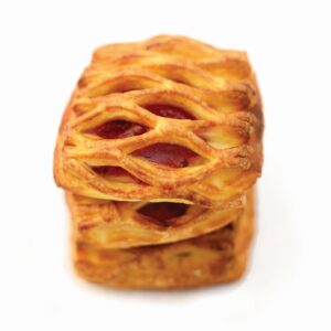 Κρουασανάκι Φρούτα Δάσους (βούτυρο γάλακτος), Συσκευασία: 8kg 40g, ΣΥΣΤΑΤΙΚΑ: Βούτυρο γάλακτος, κρέμα ζαχαροπλαστικής, μαρμελάδα φρούτα δάσους.