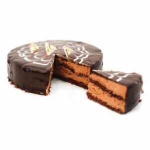 Τούρτα Σοκολατίνα, Συσκευασία: 1τμχ 1kg, ΣΥΣΤΑΤΙΚΑ: Κρέμα γάλακτος, κρέμα Patisserie, Σοκολάτα υγείας, κονιάκ, βανίλια.