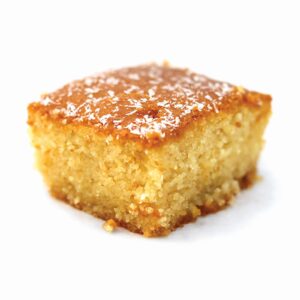 Σάμαλι, Συσκευασία: 3τμχ 2000g, ΣΥΣΤΑTIKA: αλεύρι σίτου,γιαόυρτι, αμύγδαλο φιλέ, βανίλια, γλυκόζη, άρωμα λεμονίου, σιμιγδάλι, μαστίχα.