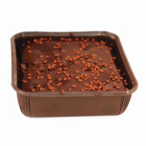 Σοκολατόπιτα (Ατομική), Συσκευασία: 18τμχ 180g, ΣΥΣΤΑTIKA: Αλεύρι σίτου, κακάο, σοκολάτα, βανίλια.